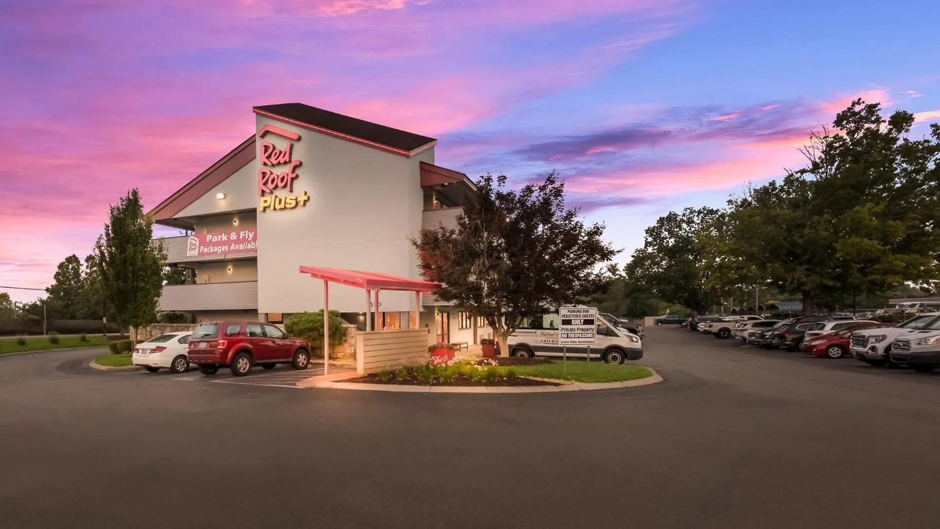 Hotel Red Roof Inn Plus+ Nashville Airport