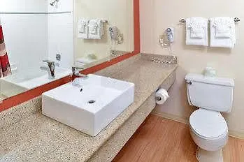 Red Roof Inn Plus+ Nashville Airport Hotel
