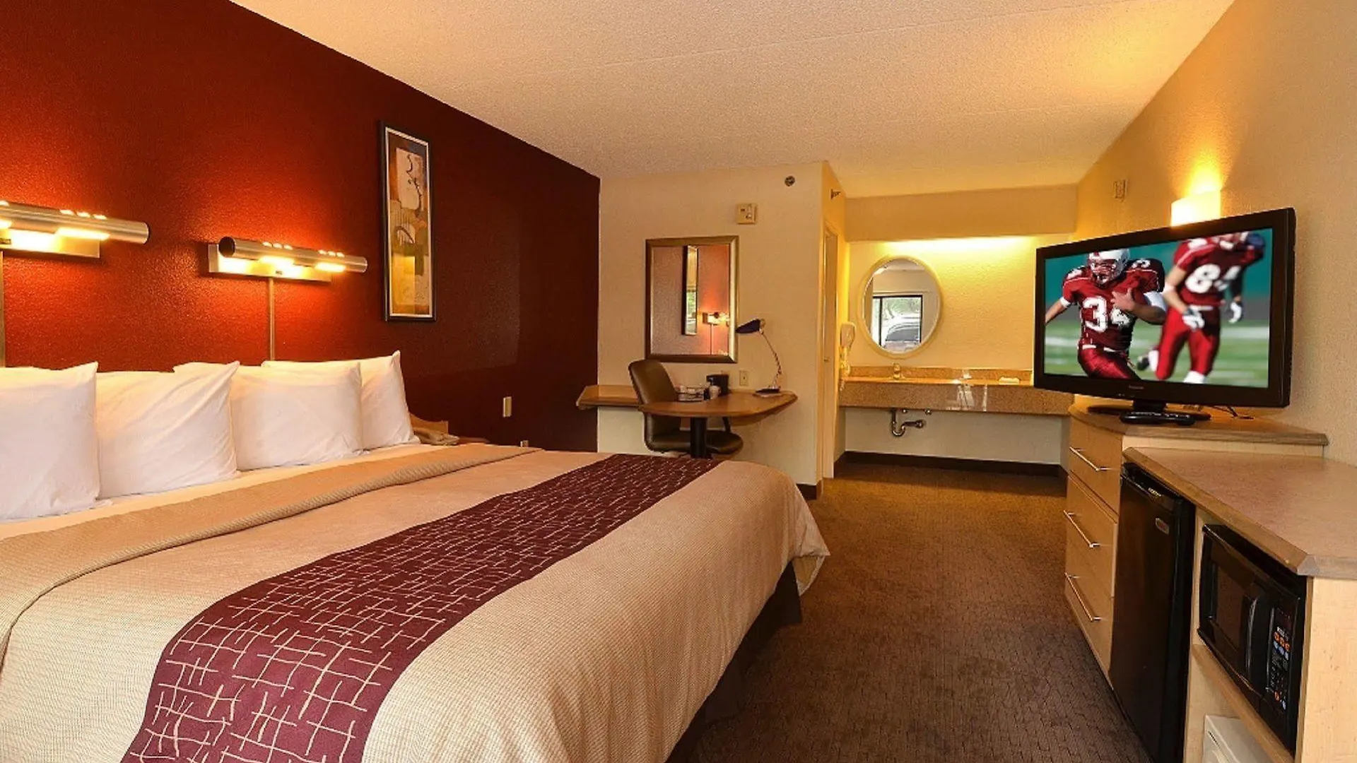 Red Roof Inn Plus+ Nashville Airport 3*,  United States
