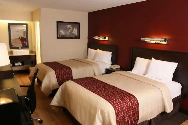 Red Roof Inn Plus+ Nashville Airport 3*,